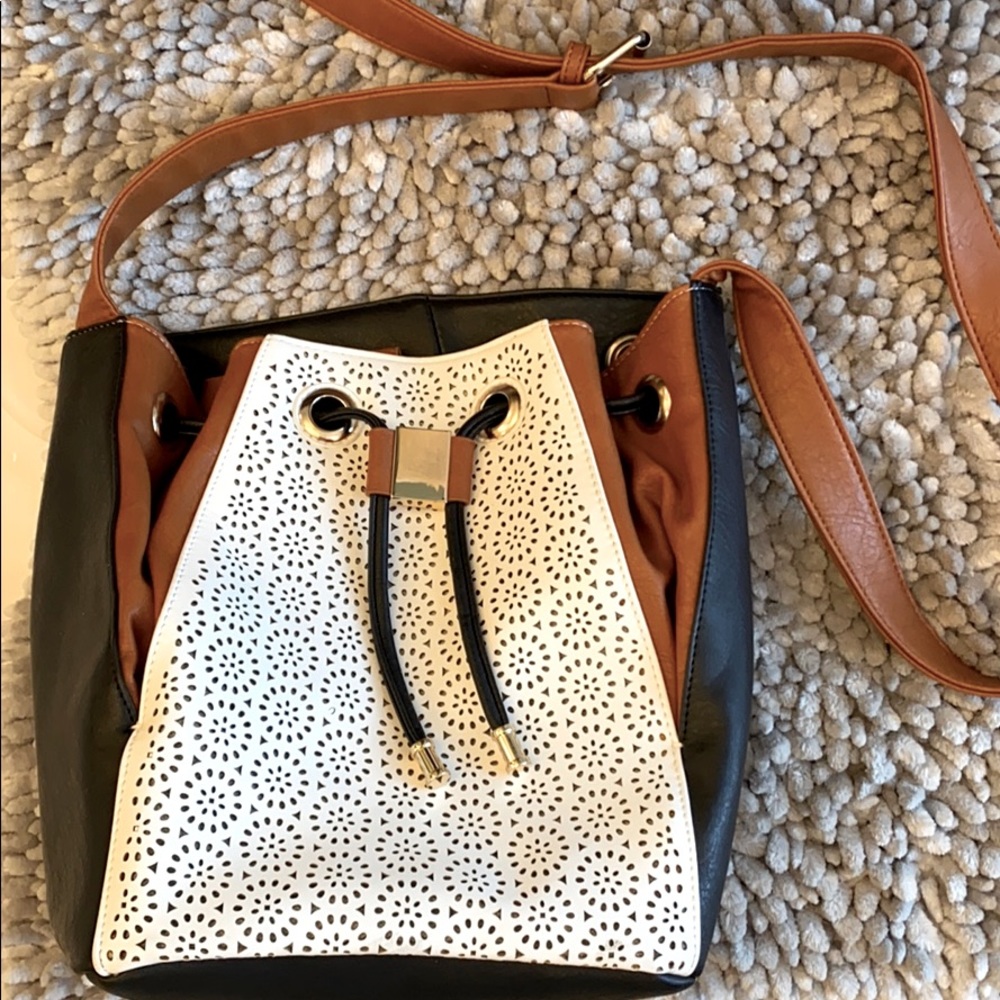 Gorgeous purse!